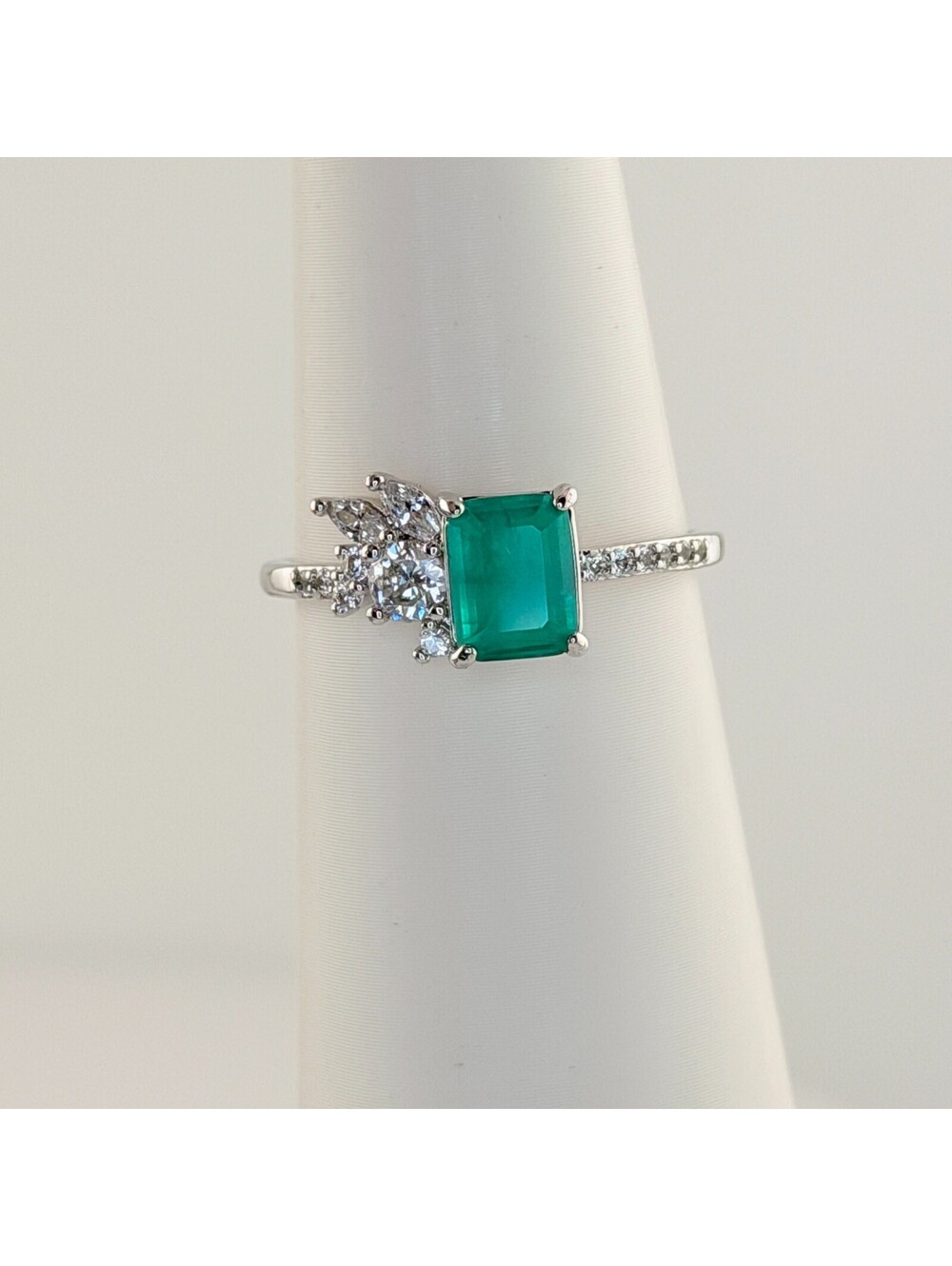 Bomb Party Ring Sz 11 RBP6386 "Constantly In Awe" Green Quartz on Rhodium  RETRO